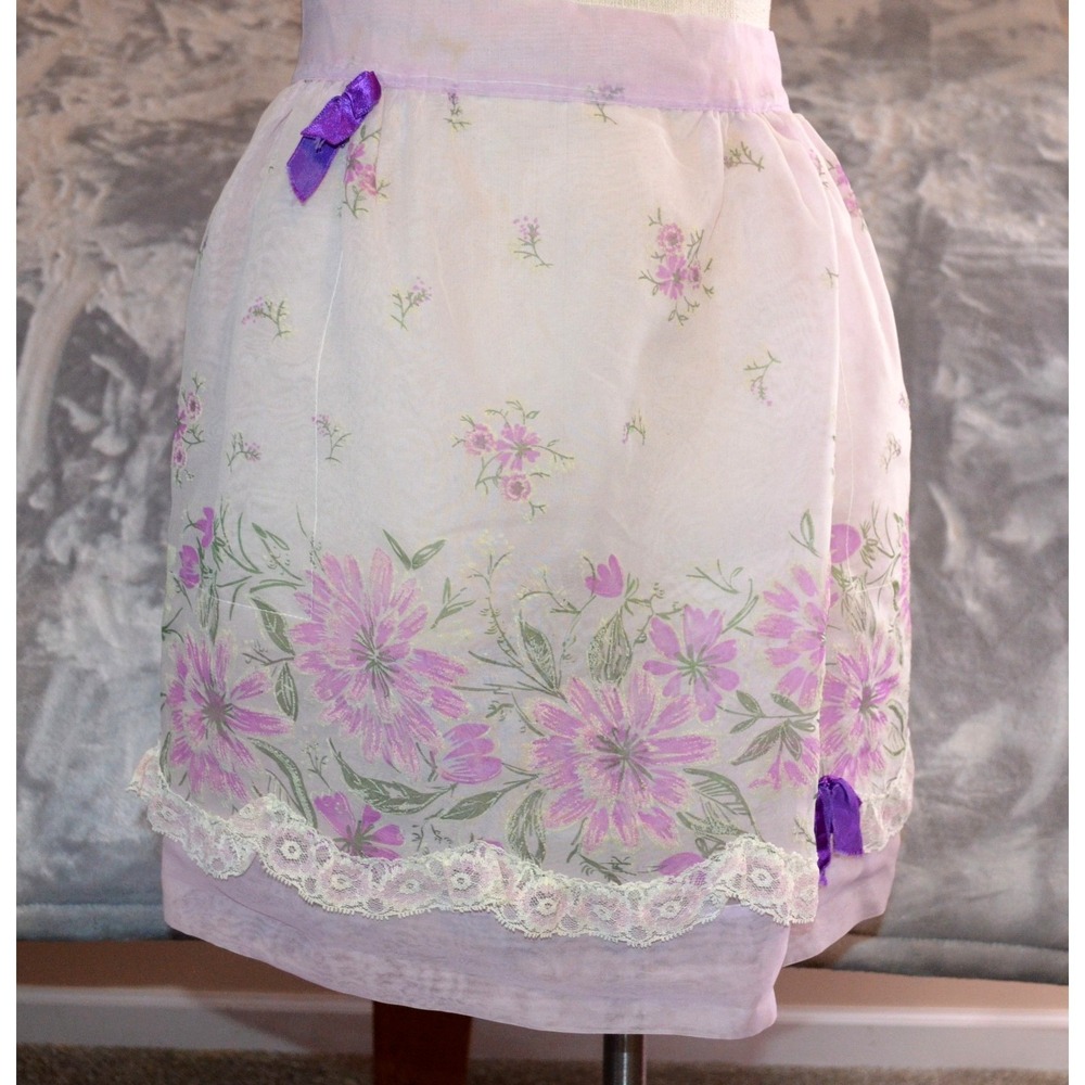 Vintage MCM 60s Half Apron‎ Sheer Purple Floral Pockets Waist Band 17"